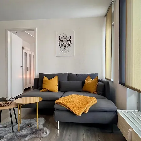 Apartment Kaiser Apartment: Retreat With Balcony Karlsruhe