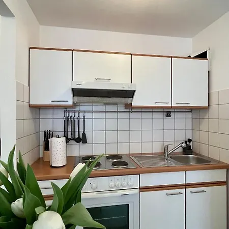 Kaiser Apartment: Retreat With Balcony * Karlsruhe