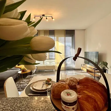 Kaiser Apartment: Retreat With Balcony Apartment Karlsruhe